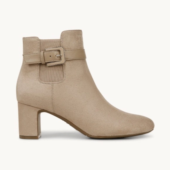 LifeStride Truly Ankle Bootie - Picture 8 of 11